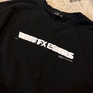 White fox crop sweatshirt size xl black